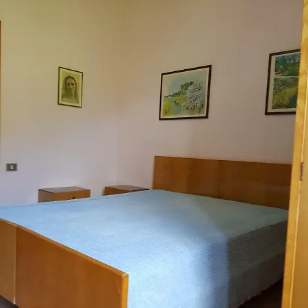 Carmen Apartment *